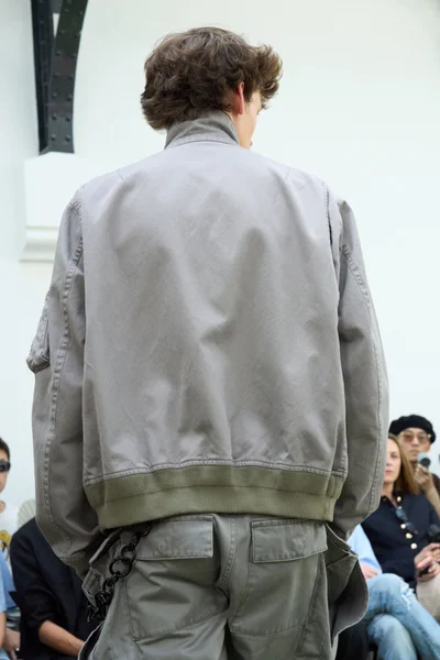 Look 79